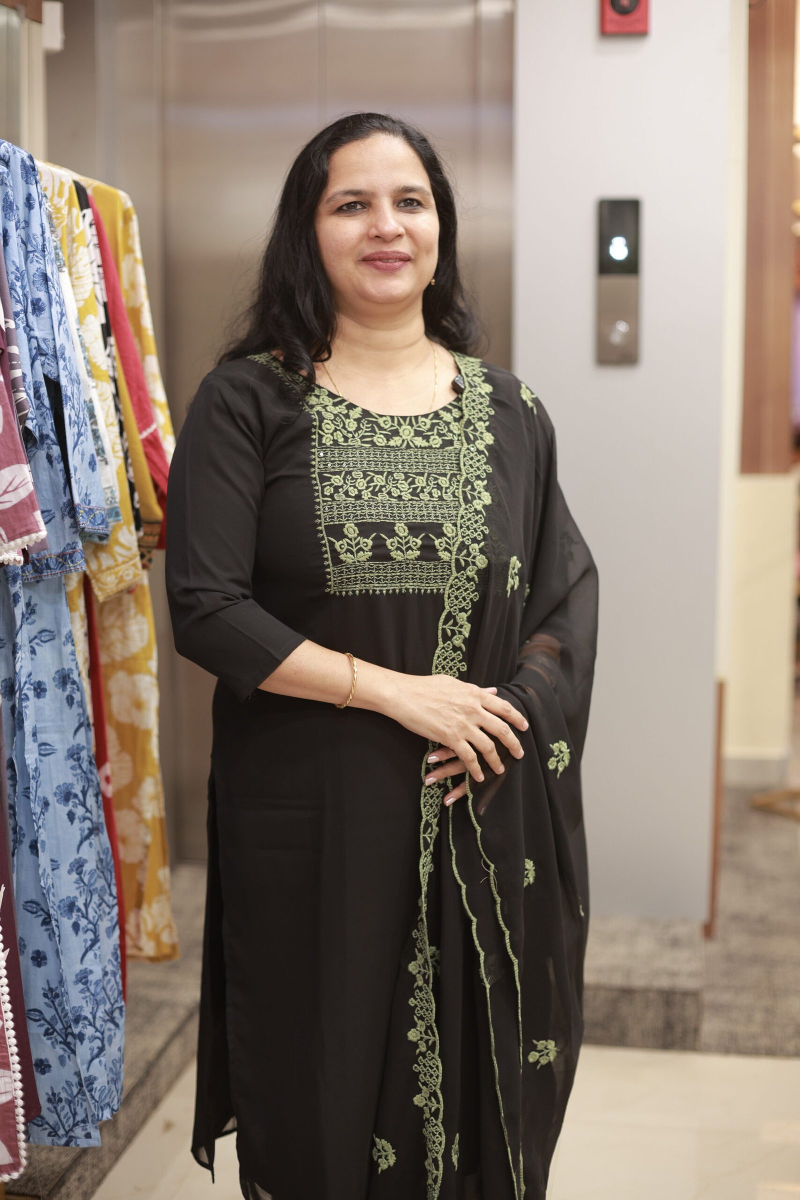 STITCHED GEORGETTE SET (RDCH-ST-109) - Image 2