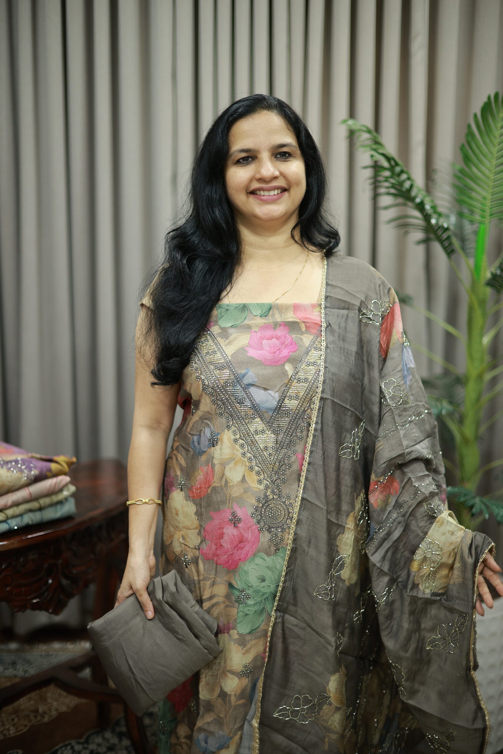 VARIETIES OF PARTY WEAR COLLECTIONS (RDCH-SK-469)