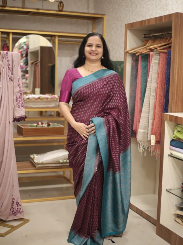 Elegant Semi Banarasi Sarees COLLECTIONS (RDSA -286)