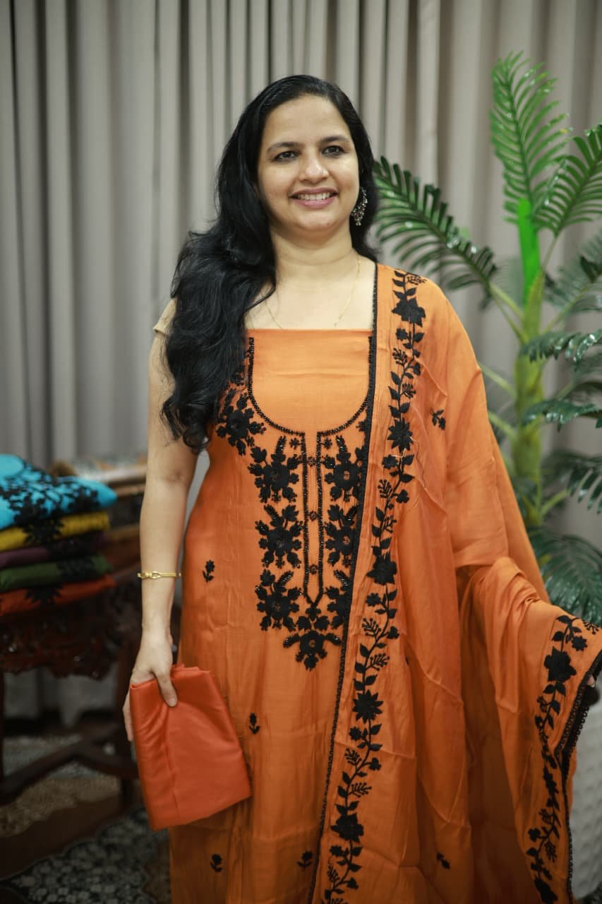 PARTY WEAR SEMI SILK SET(RDCH-SK-525)
