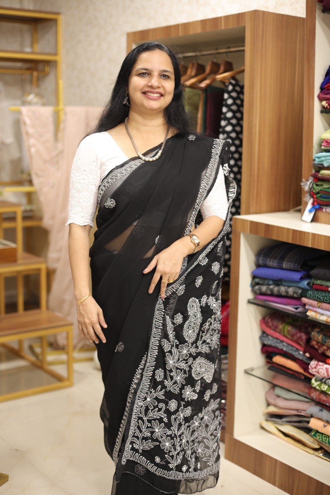 HANDWORKED CHIKANKARI SAREE COLLECTIONS (RDSA-321) - Image 2