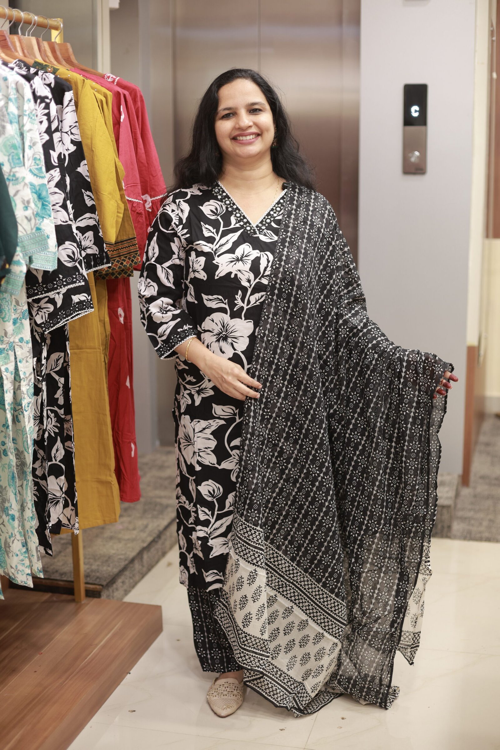 STITCHED COTTON SET (RDCH-ST-230)