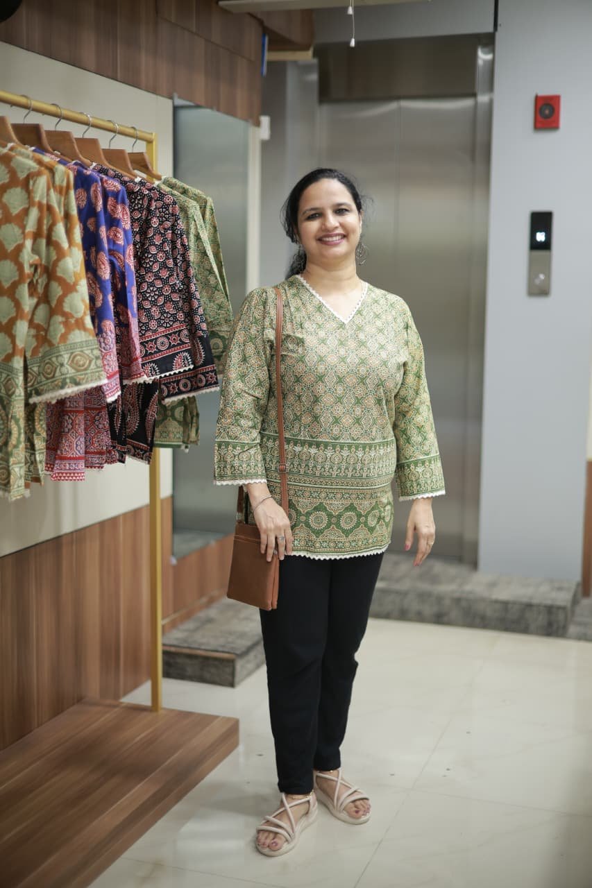 COMFORT SHORT KURTIS (RDKT-158)